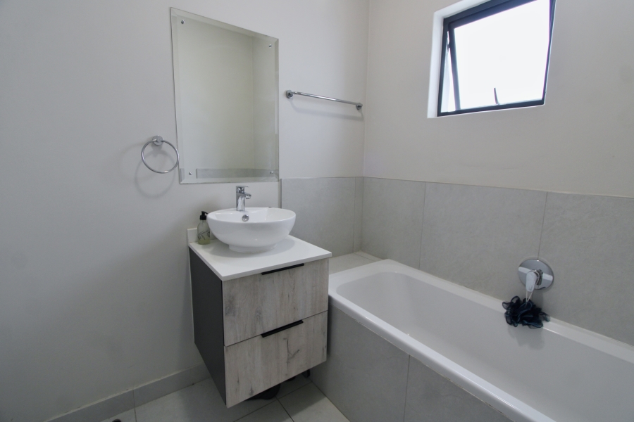 2 Bedroom Property for Sale in Carlswald Gauteng