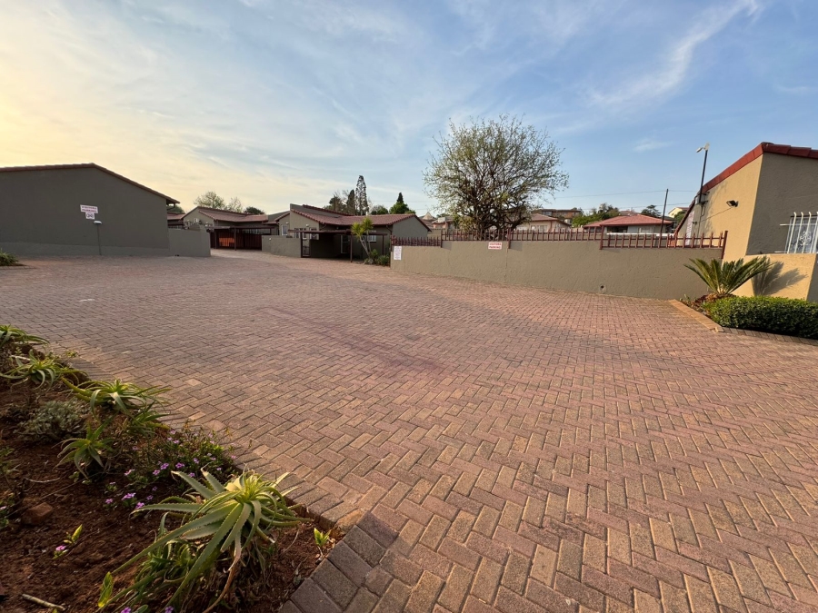 3 Bedroom Property for Sale in Georginia Gauteng