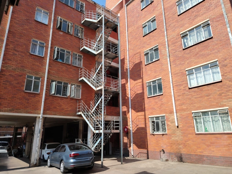 2 Bedroom Property for Sale in Sunnyside Gauteng
