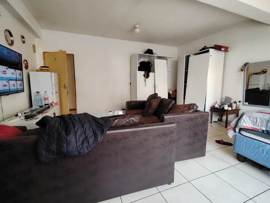 2 Bedroom Property for Sale in Sunnyside Gauteng