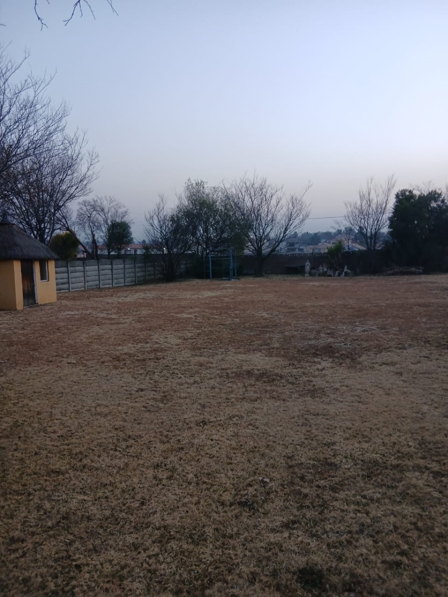 6 Bedroom Property for Sale in Dalpark Gauteng