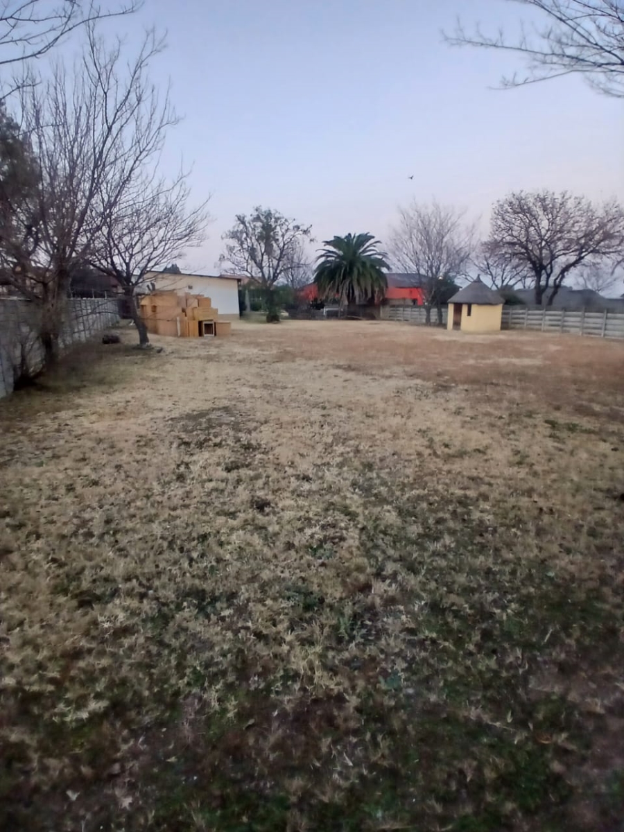 6 Bedroom Property for Sale in Dalpark Gauteng