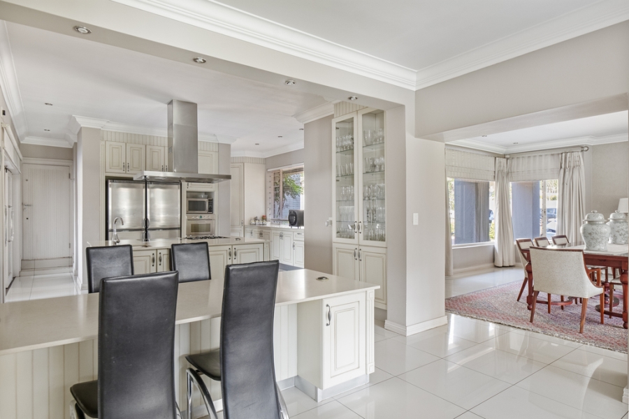 To Let 5 Bedroom Property for Rent in Bryanston Gauteng