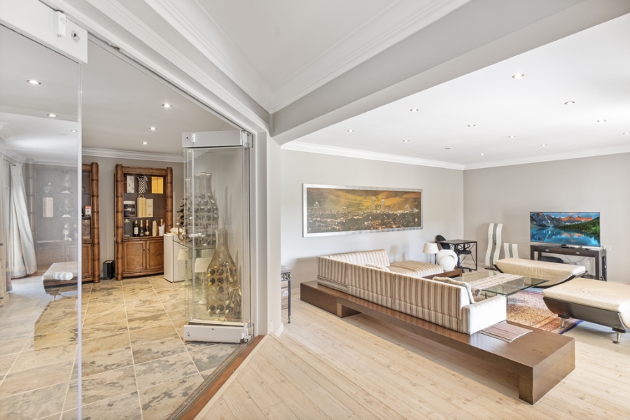 To Let 5 Bedroom Property for Rent in Bryanston Gauteng