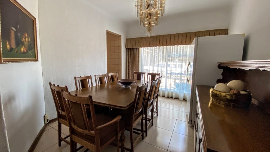 3 Bedroom Property for Sale in Sonneveld Gauteng