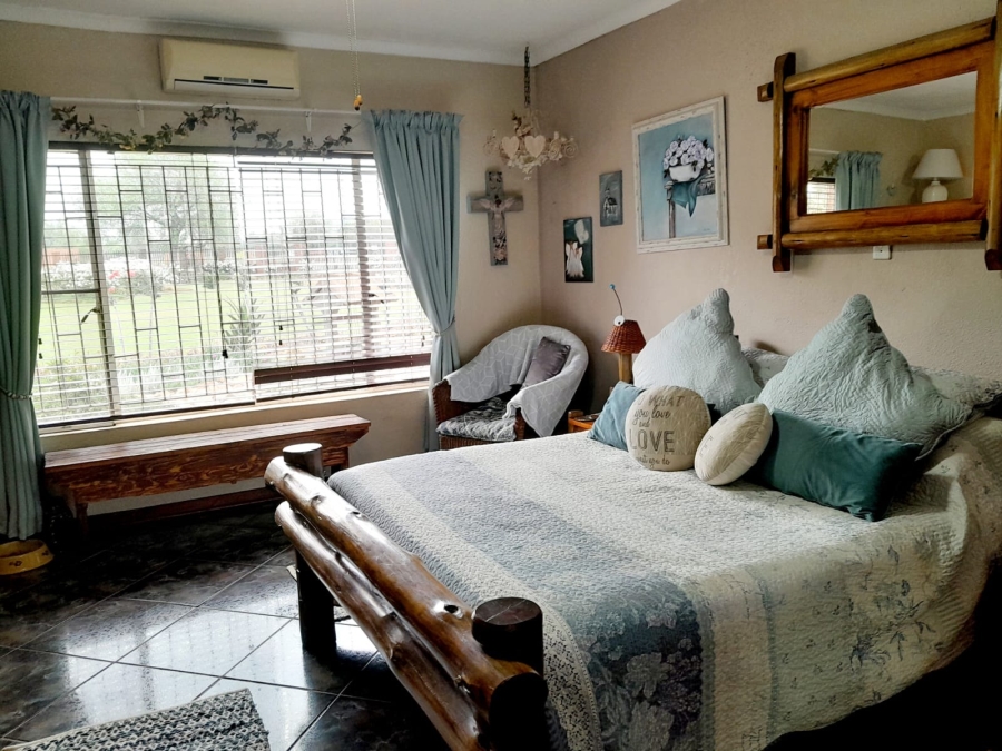 7 Bedroom Property for Sale in Pretoria North Gauteng