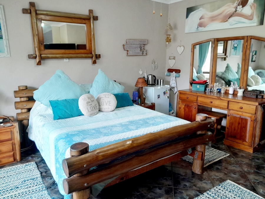 7 Bedroom Property for Sale in Pretoria North Gauteng
