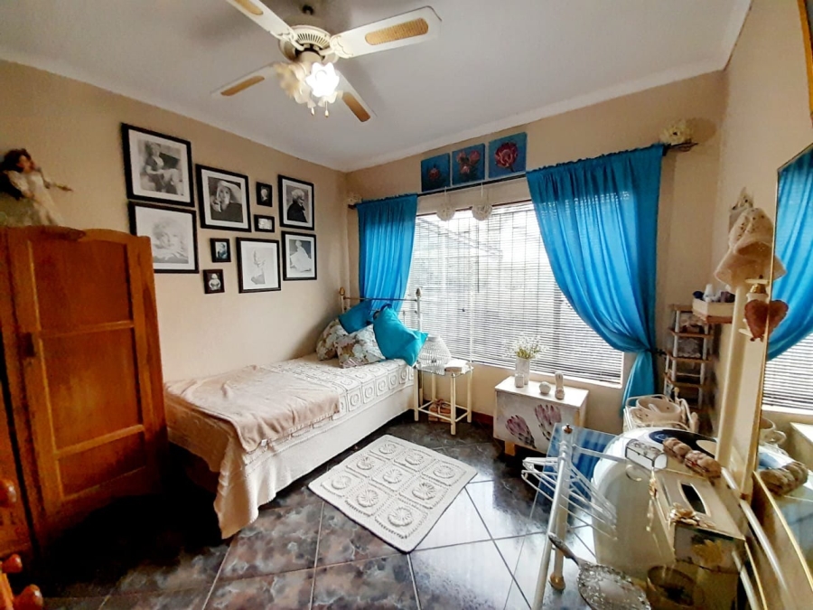 7 Bedroom Property for Sale in Pretoria North Gauteng