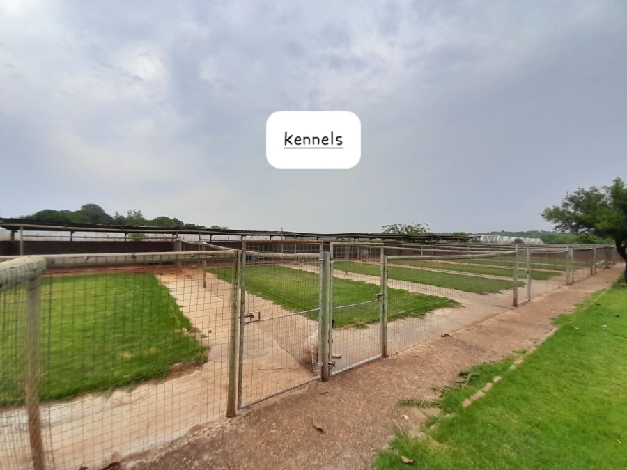 7 Bedroom Property for Sale in Pretoria North Gauteng
