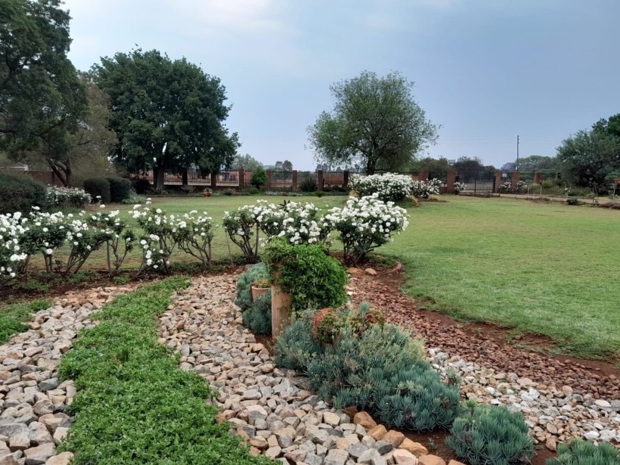 7 Bedroom Property for Sale in Pretoria North Gauteng