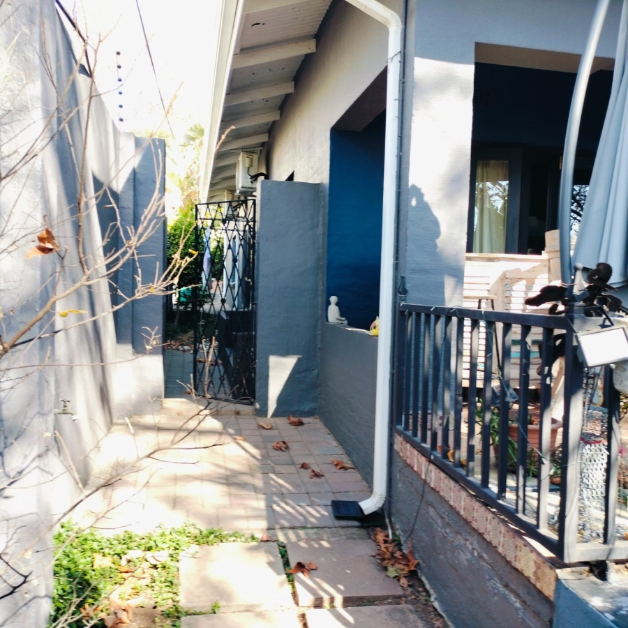 2 Bedroom Property for Sale in Norwood Gauteng