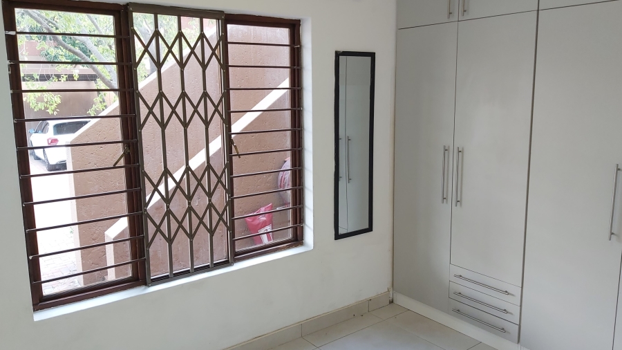 2 Bedroom Property for Sale in Fourways Gauteng