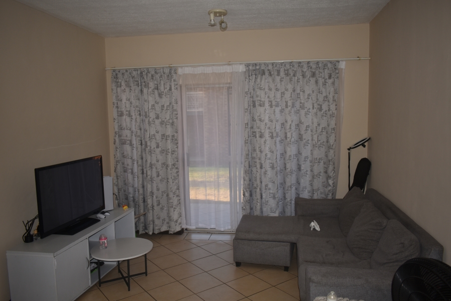 2 Bedroom Property for Sale in Wonderpark Estate Gauteng