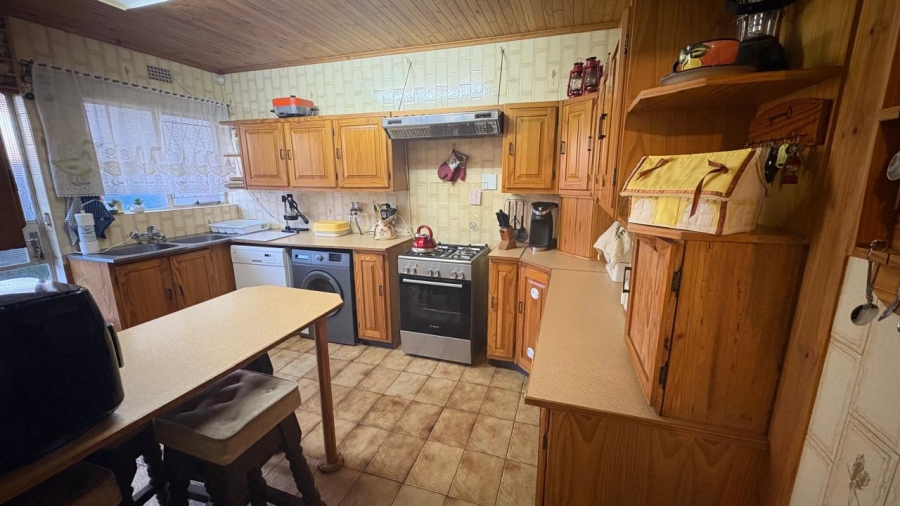 3 Bedroom Property for Sale in Beyers Park Gauteng