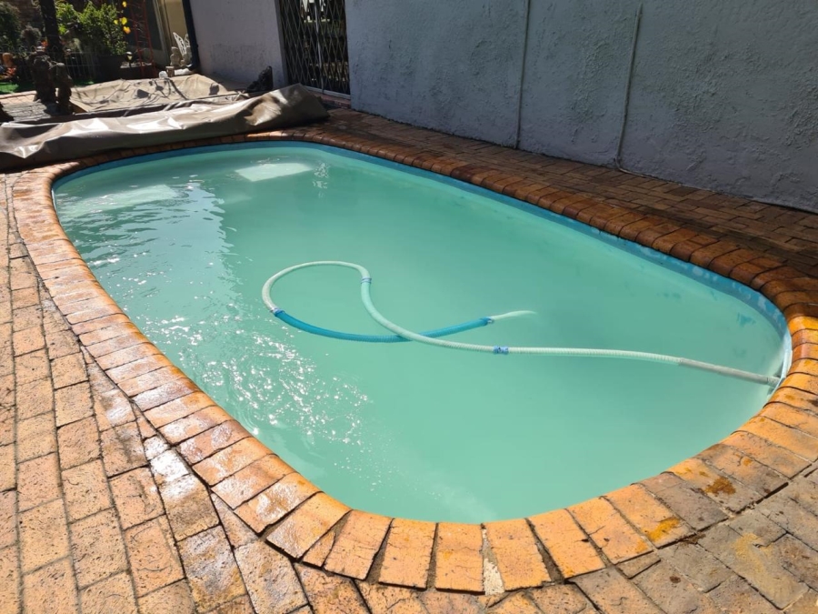 3 Bedroom Property for Sale in Beyers Park Gauteng