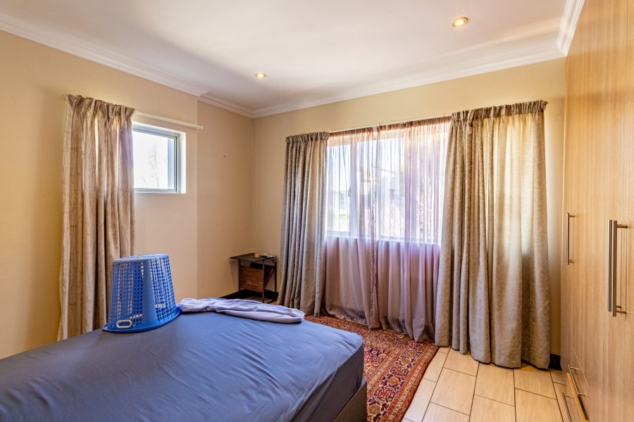4 Bedroom Property for Sale in Six Fountains Residential Estate Gauteng