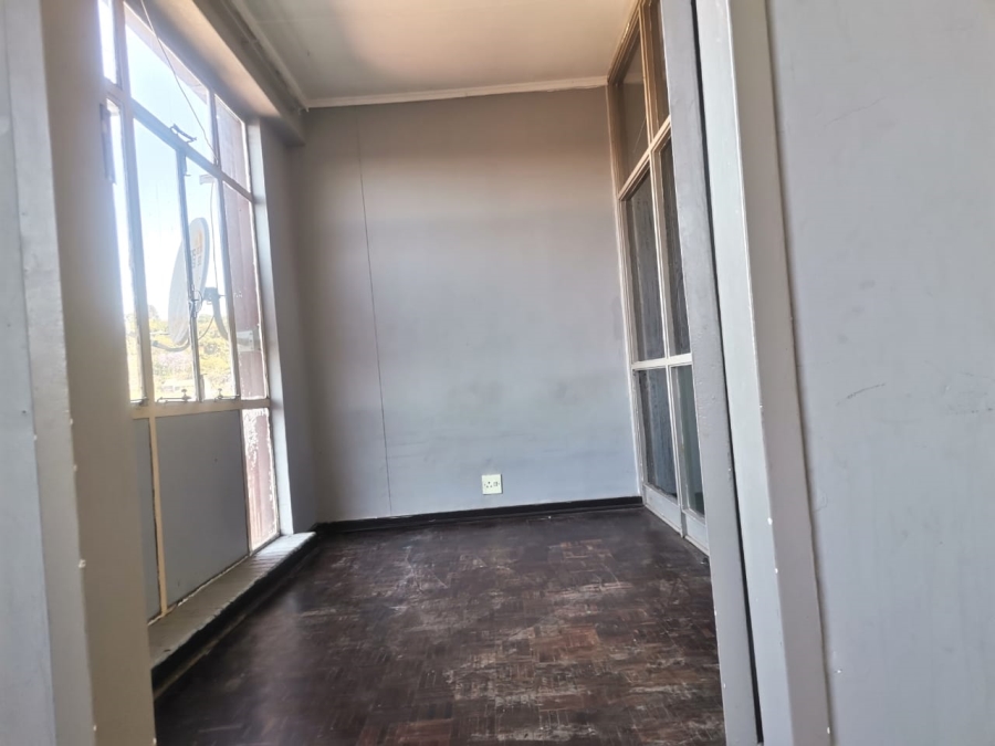 2 Bedroom Property for Sale in Muckleneuk Gauteng