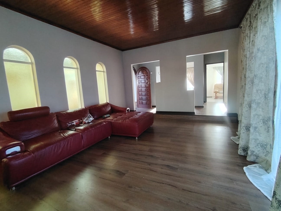 To Let 3 Bedroom Property for Rent in Capital Park Gauteng