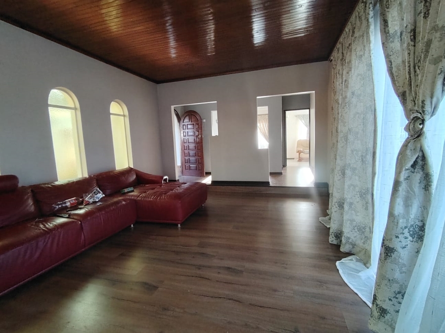 To Let 3 Bedroom Property for Rent in Capital Park Gauteng