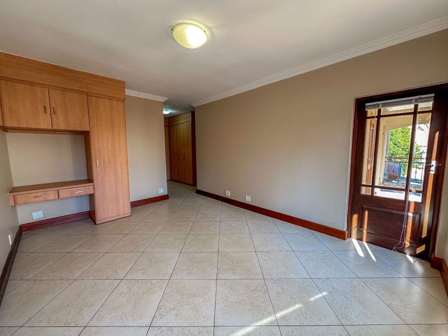 To Let 3 Bedroom Property for Rent in Midstream Estate Gauteng