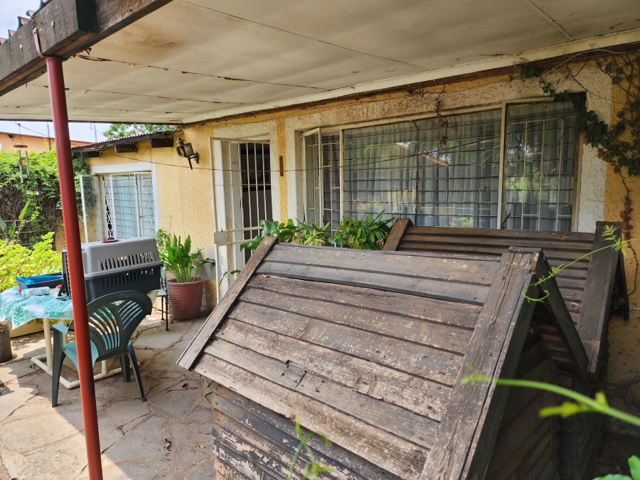 12 Bedroom Property for Sale in Millgate Farm AH Gauteng