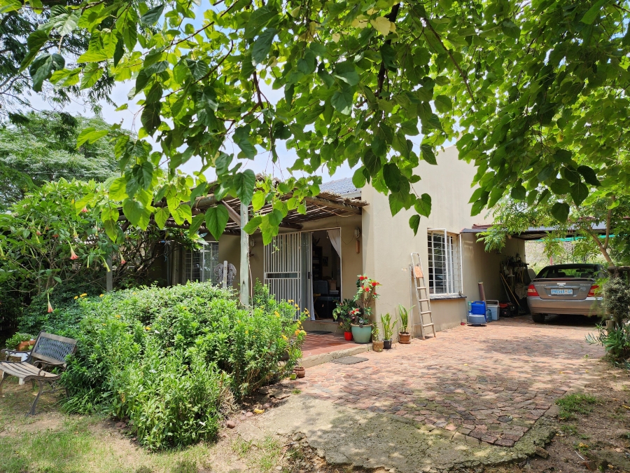 12 Bedroom Property for Sale in Millgate Farm AH Gauteng