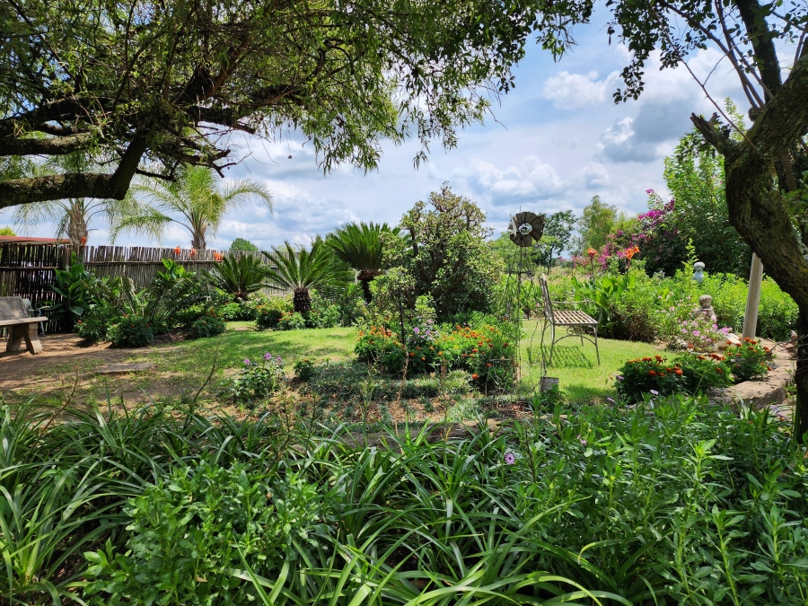 12 Bedroom Property for Sale in Millgate Farm AH Gauteng
