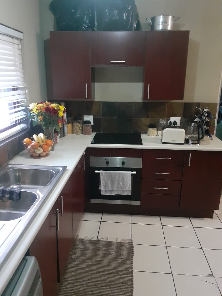 2 Bedroom Property for Sale in Roodepoort Gauteng