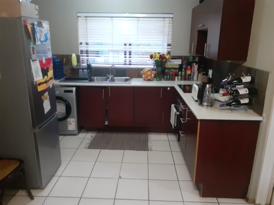 2 Bedroom Property for Sale in Roodepoort Gauteng