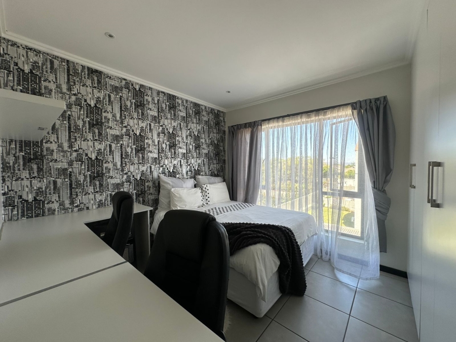 To Let 2 Bedroom Property for Rent in Fourways Gauteng