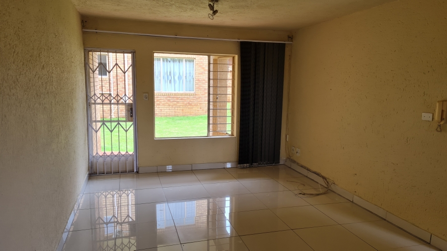To Let 2 Bedroom Property for Rent in Kenleaf Gauteng