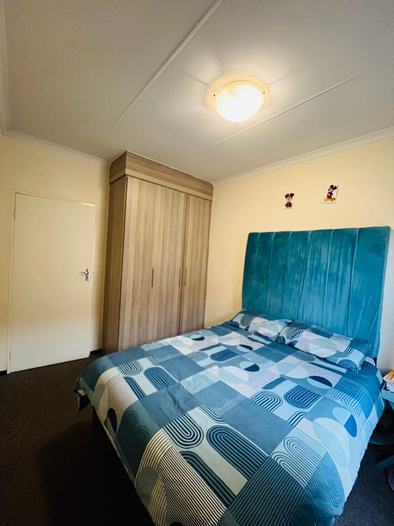 To Let 2 Bedroom Property for Rent in Randpark Ridge Gauteng