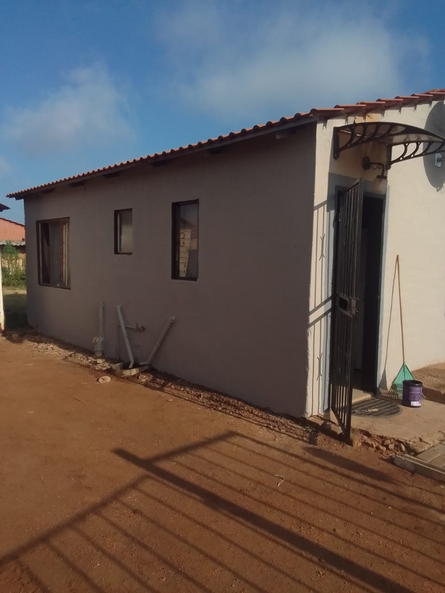 2 Bedroom Property for Sale in Soshanguve XX Gauteng