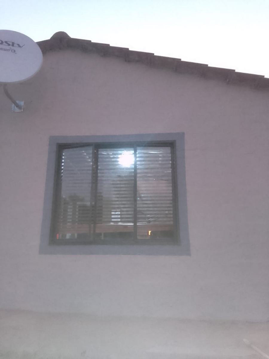 2 Bedroom Property for Sale in Soshanguve XX Gauteng