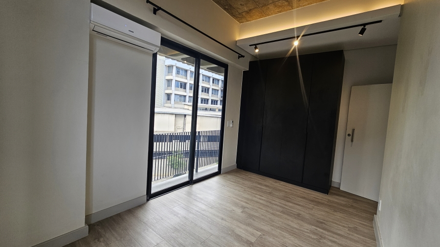 1 Bedroom Property for Sale in Sandton Central Gauteng