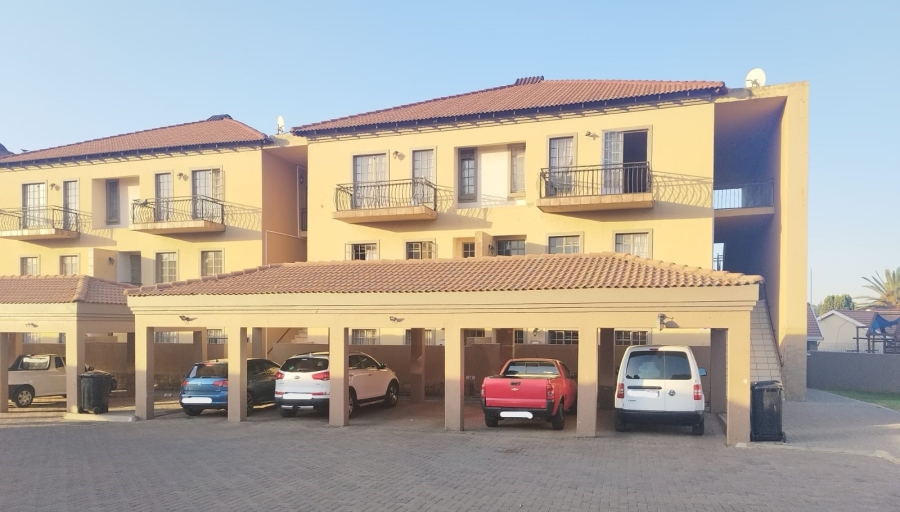 1 Bedroom Property for Sale in Norkem Park Gauteng