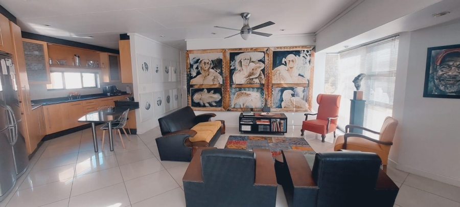 4 Bedroom Property for Sale in Three Rivers Proper Gauteng