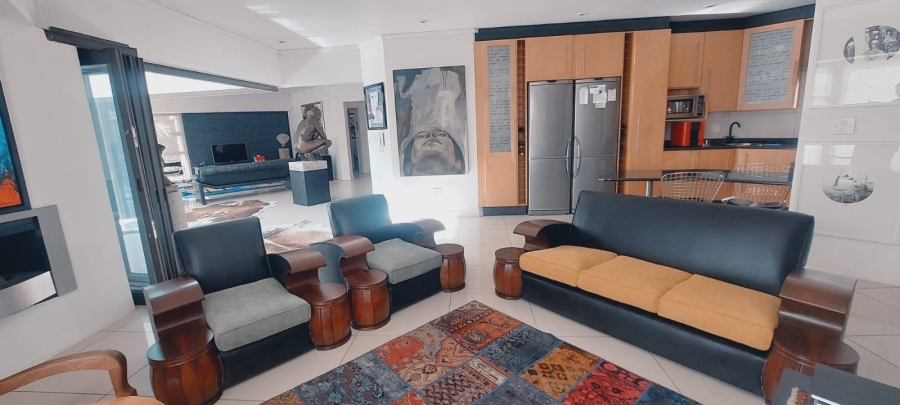 4 Bedroom Property for Sale in Three Rivers Proper Gauteng