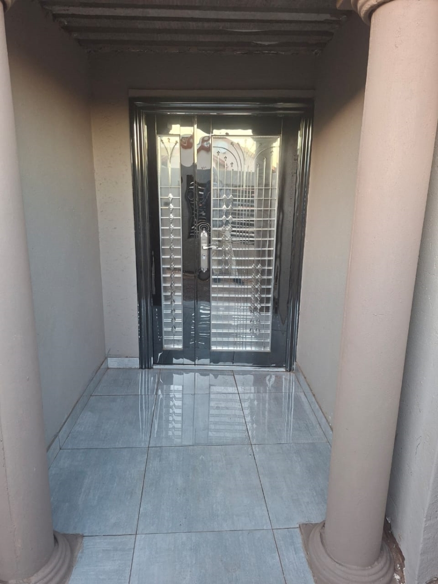 3 Bedroom Property for Sale in Soshanguve L Gauteng