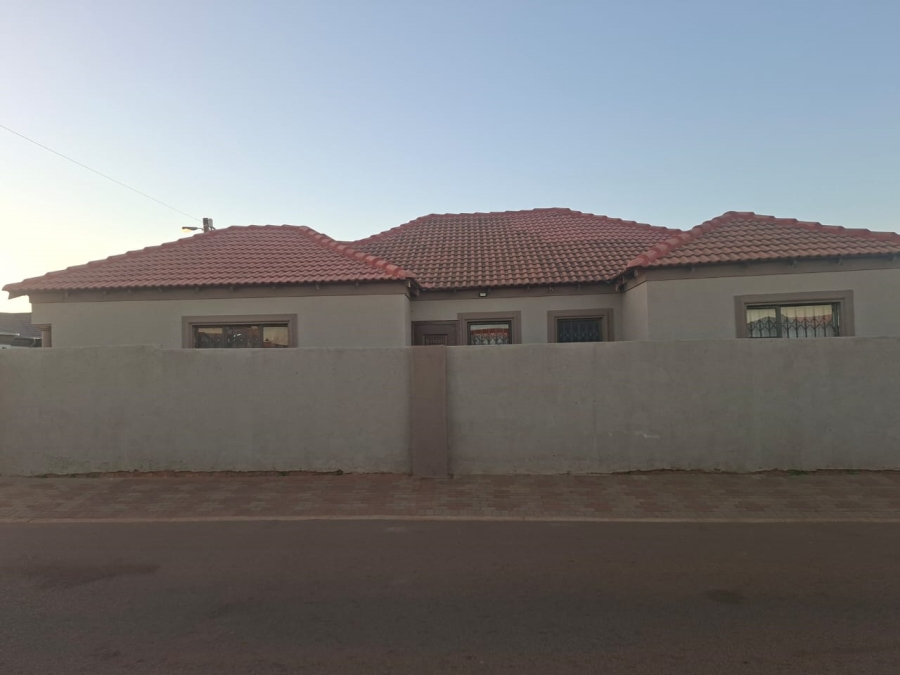 3 Bedroom Property for Sale in Soshanguve L Gauteng