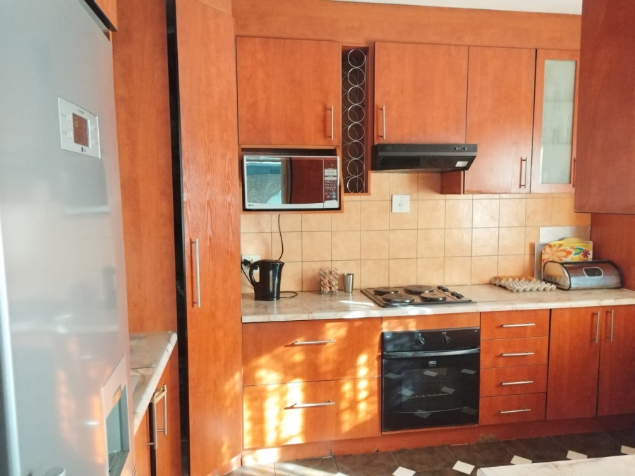3 Bedroom Property for Sale in Birchleigh North Gauteng