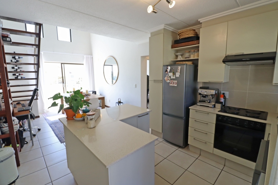 1 Bedroom Property for Sale in Bryanston Gauteng