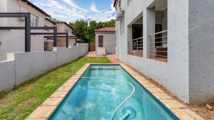 4 Bedroom Property for Sale in Fourways Gauteng