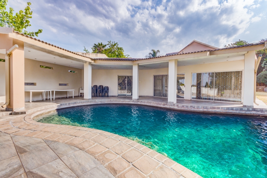 5 Bedroom Property for Sale in Kelvin Gauteng
