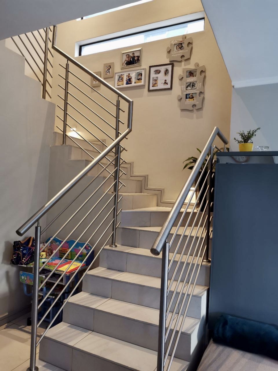 3 Bedroom Property for Sale in Bryanston Gauteng