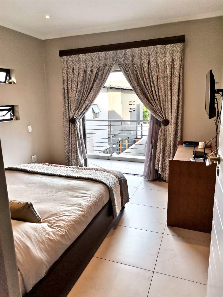 3 Bedroom Property for Sale in Bryanston Gauteng