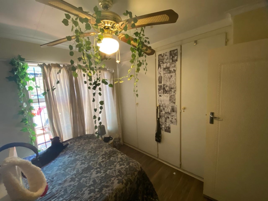 To Let 4 Bedroom Property for Rent in Faerie Glen Gauteng