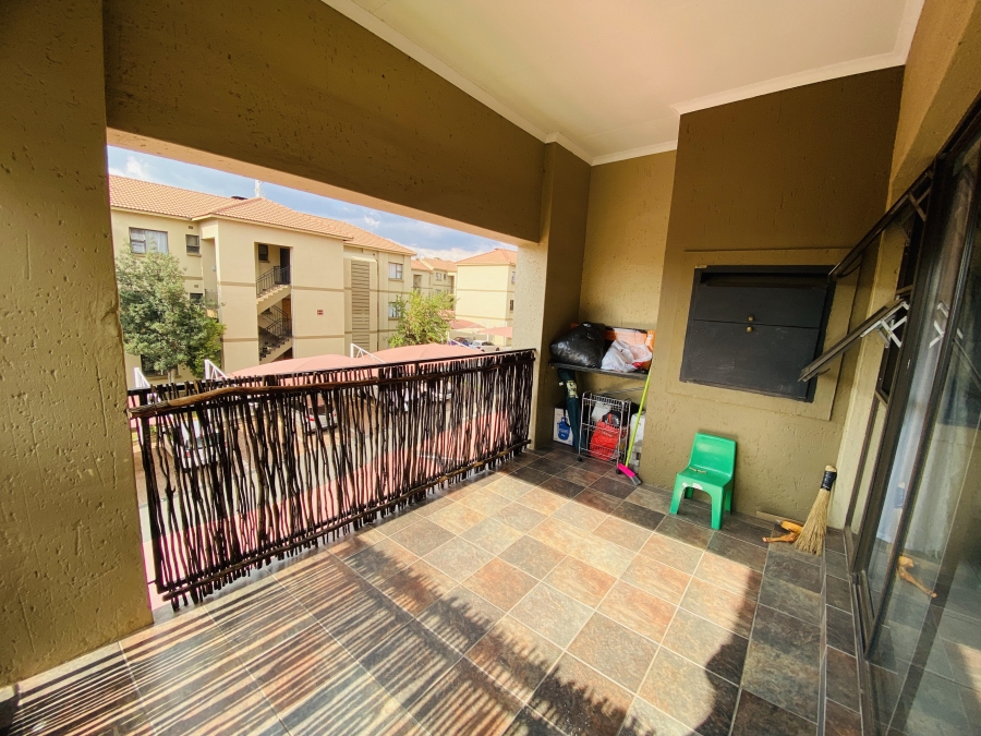 2 Bedroom Property for Sale in Lonehill Gauteng