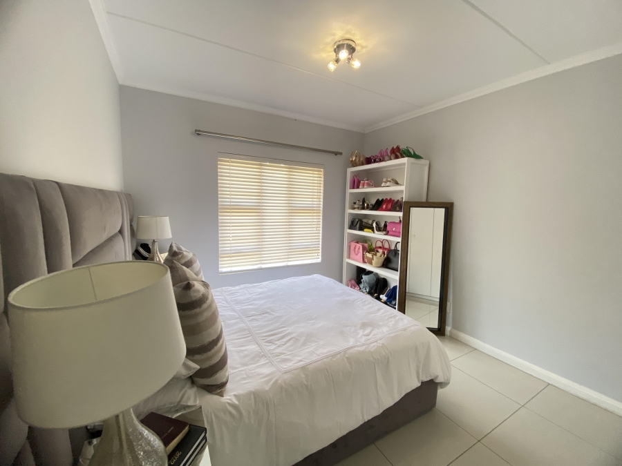 2 Bedroom Property for Sale in Lonehill Gauteng