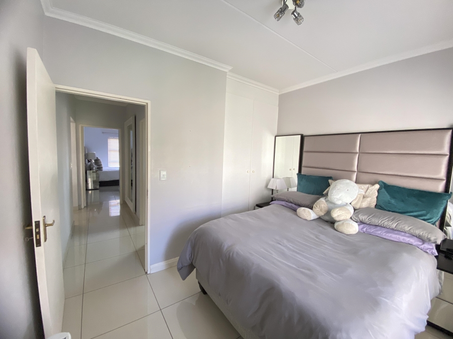 2 Bedroom Property for Sale in Lonehill Gauteng